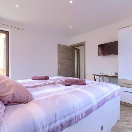 Apartment Joy By Interhome Pula Dış mekan fotoğraf
