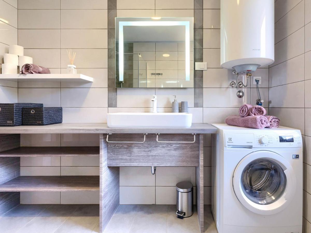 Apartment Joy By Interhome Pula Dış mekan fotoğraf